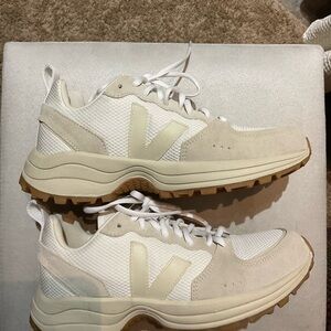 Veja Off-White and Beige Sneakers